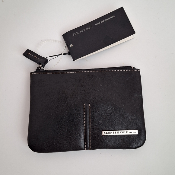 NWT Kenneth Cole leather coin purse with keychain - Picture 2 of 7